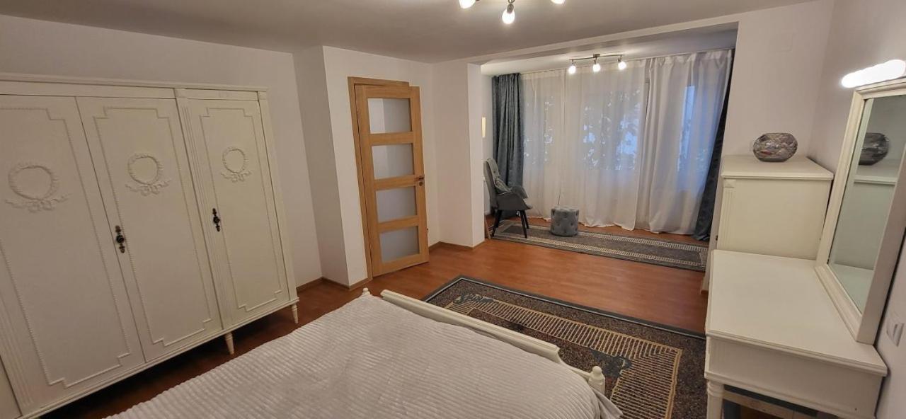 Cotroceni Accommodations Upstairs Bucarest Exterior foto